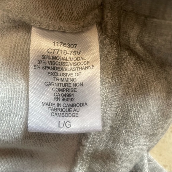 Dalia Cold Shoulder Heather Grey Athletic feels Long Sleeve Top - Picture 8 of 9